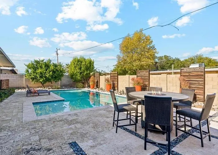 Paradise Phoenix